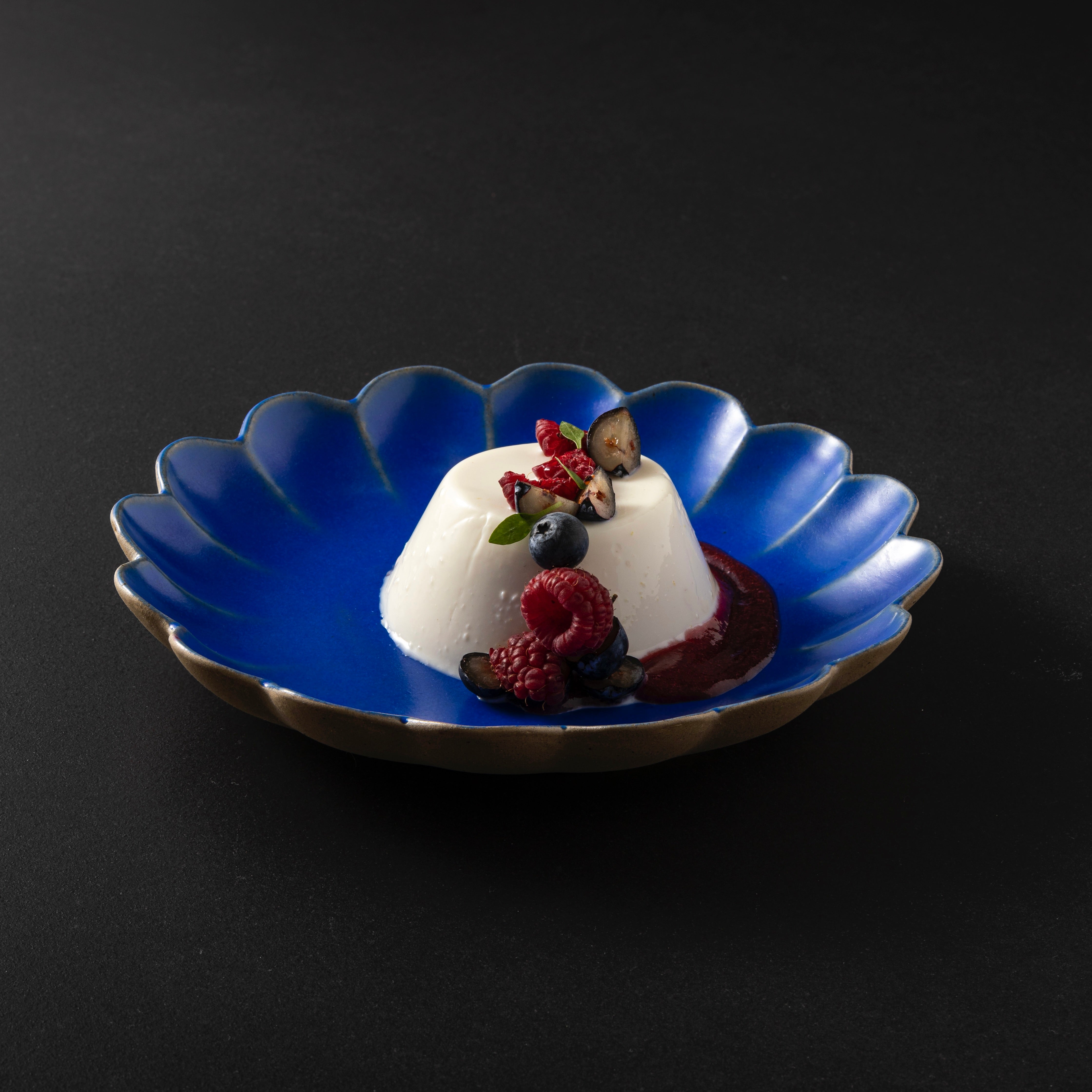 Plate