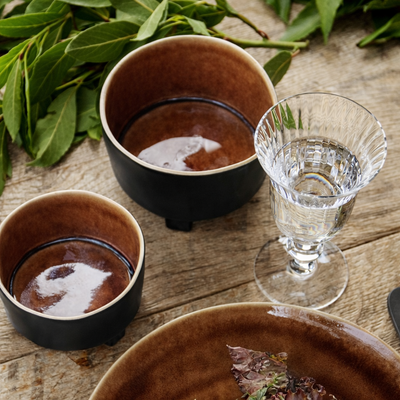 Costa Nova Riviera stoneware collection – footed fruit bowl
